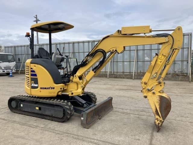 MINI EXCAVATOR — Auction (lot 8456-34)