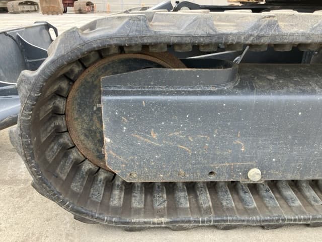 MINI EXCAVATOR — Auction (lot 8456-34)