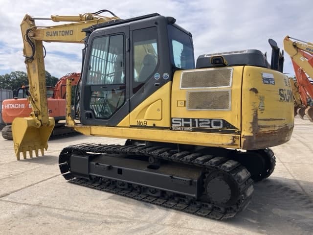 EXCAVATOR — Auction (lot 8456-35)
