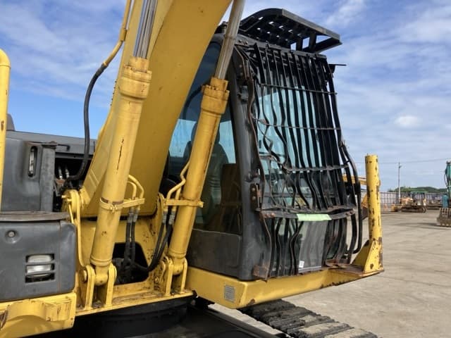 EXCAVATOR — Auction (lot 8456-35)