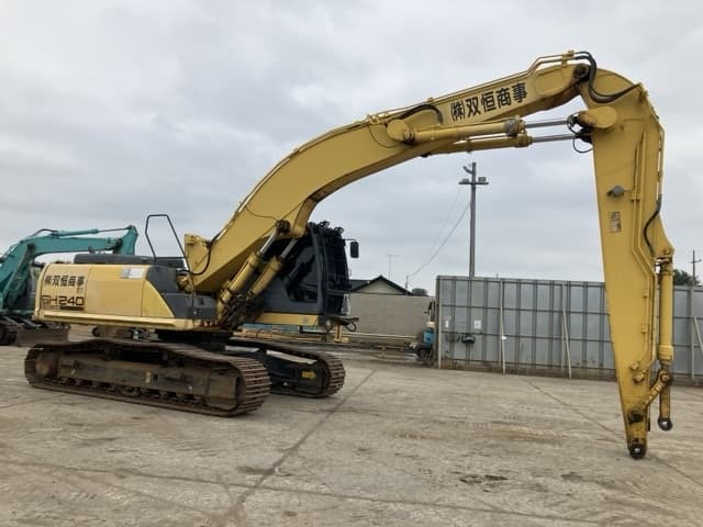 EXCAVATOR — Auction (lot 8456-359)