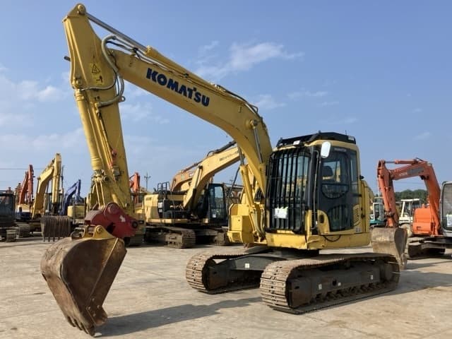 EXCAVATOR — Auction (lot 8456-360)