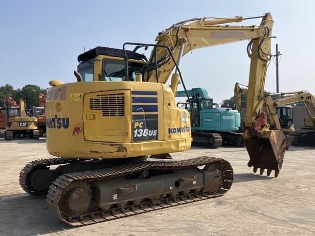 EXCAVATOR — Auction (lot 8456-360)