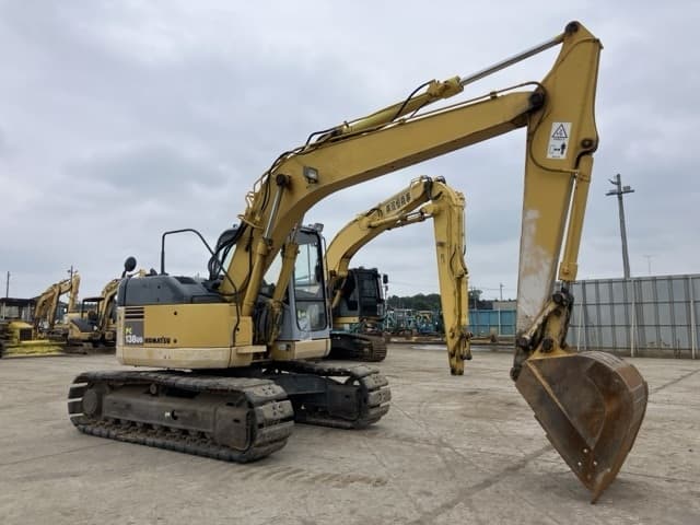 EXCAVATOR — Auction (lot 8456-363)
