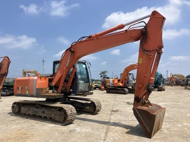 EXCAVATOR — Auction (lot 8456-368)