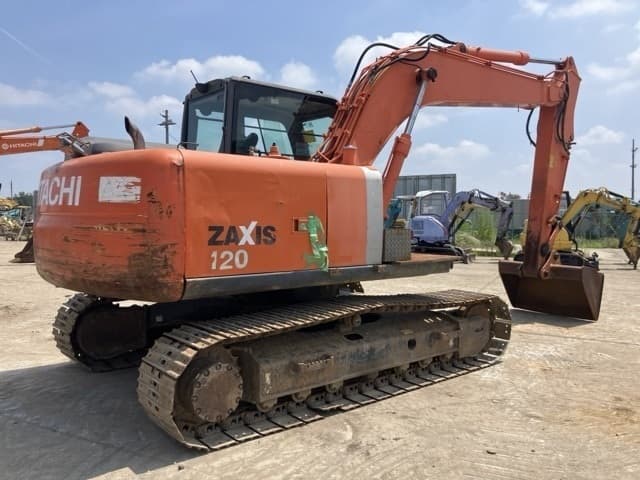 EXCAVATOR — Auction (lot 8456-368)