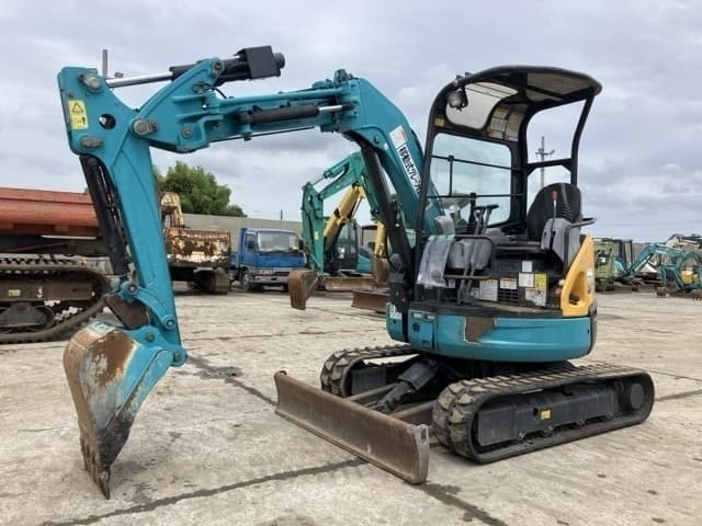 MINI EXCAVATOR — Auction (lot 8456-374)