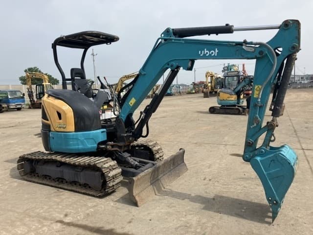 MINI EXCAVATOR — Auction (lot 8456-377)