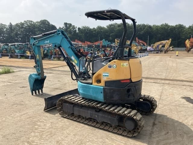 MINI EXCAVATOR — Auction (lot 8456-377)