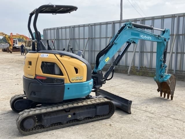 MINI EXCAVATOR — Auction (lot 8456-378)
