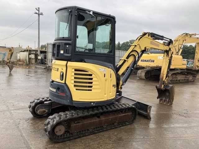 MINI EXCAVATOR — Auction (lot 8456-379)