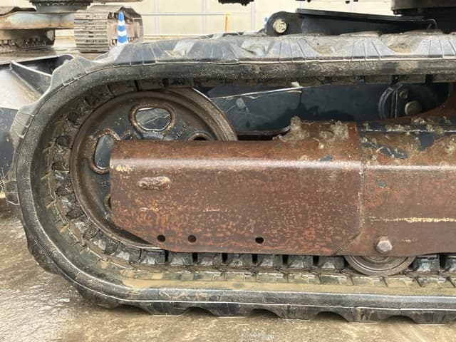 MINI EXCAVATOR — Auction (lot 8456-379)