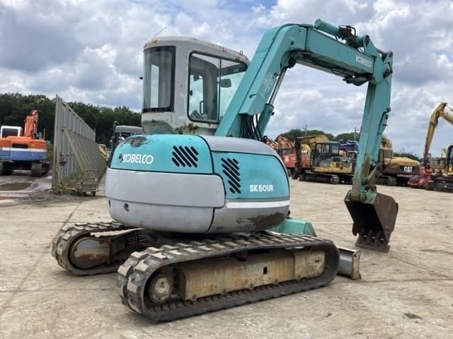 MINI EXCAVATOR — Auction (lot 8456-388)