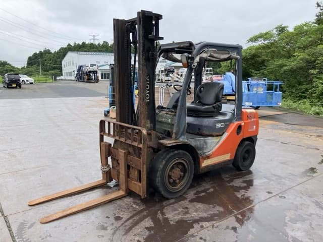 Forklift — Auction (lot 8456-39001)