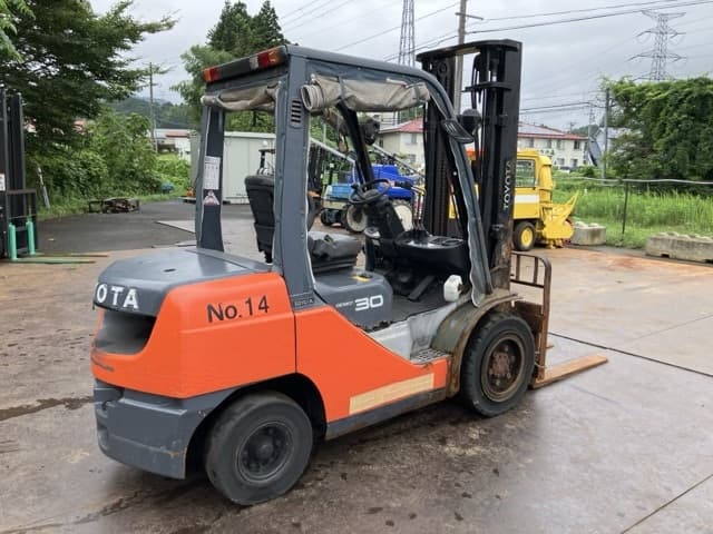 Forklift — Auction (lot 8456-39001)