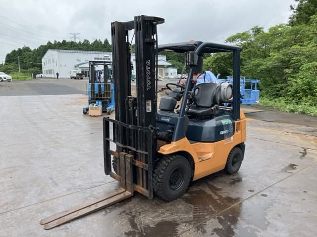 Forklift — Auction (lot 8456-39002)