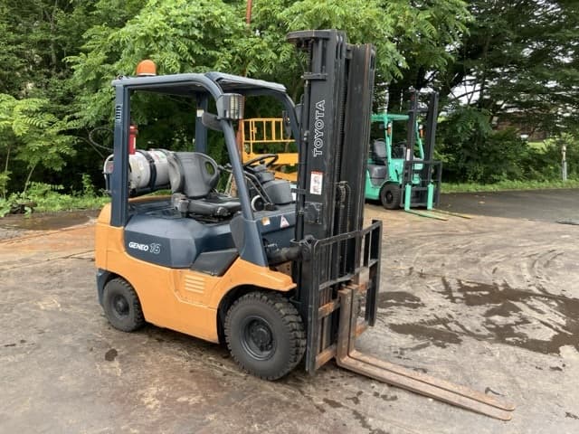 Forklift — Auction (lot 8456-39002)