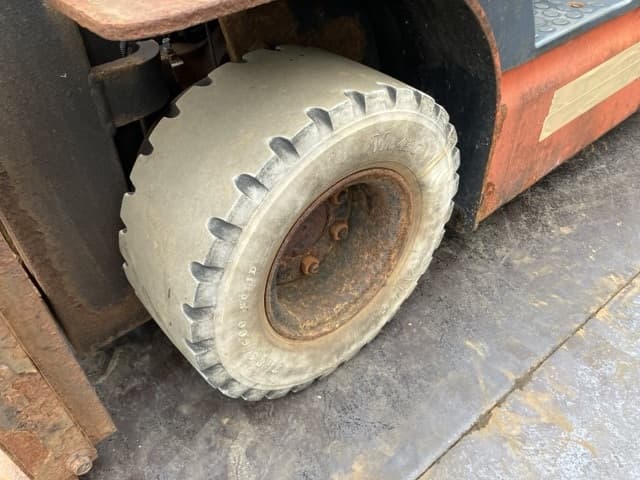 Battery Forklift — Auction (lot 8456-39003)