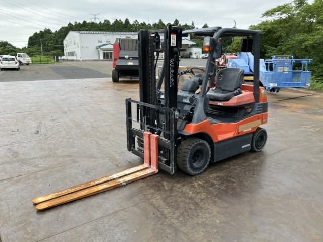 Battery Forklift — Auction (lot 8456-39004)