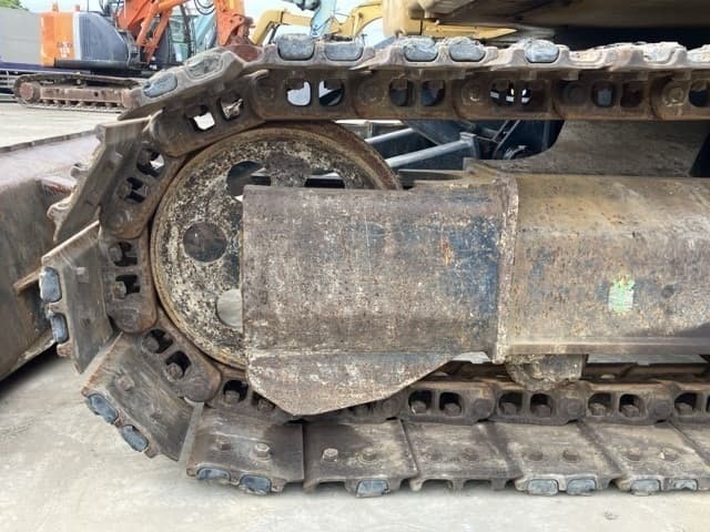 EXCAVATOR — Auction (lot 8456-391)