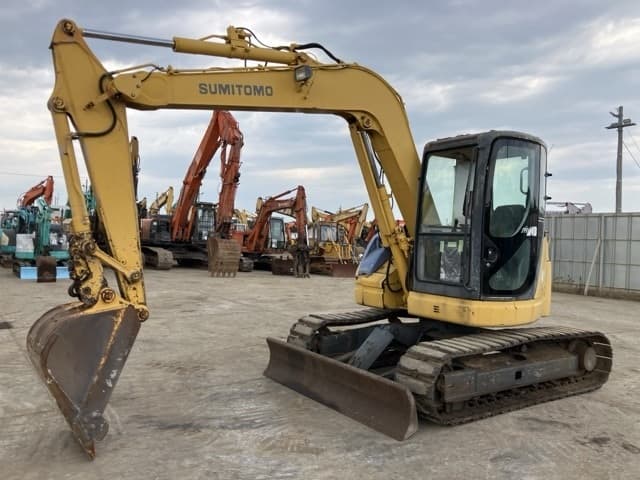 EXCAVATOR — Auction (lot 8456-395)