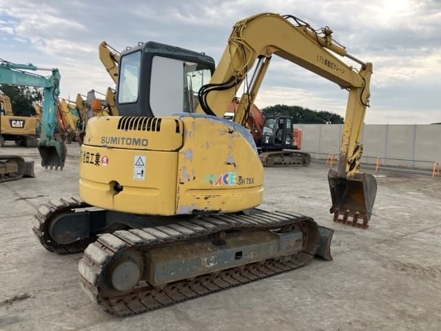 EXCAVATOR — Auction (lot 8456-395)