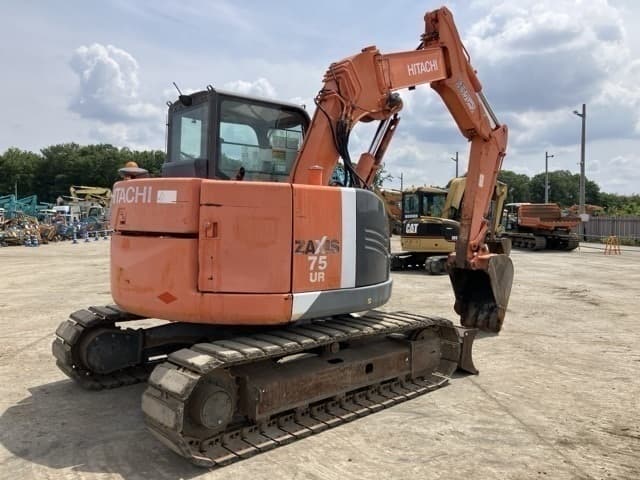 EXCAVATOR — Auction (lot 8456-397)