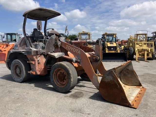 WHEEL LOADER — Auction (lot 8456-40)