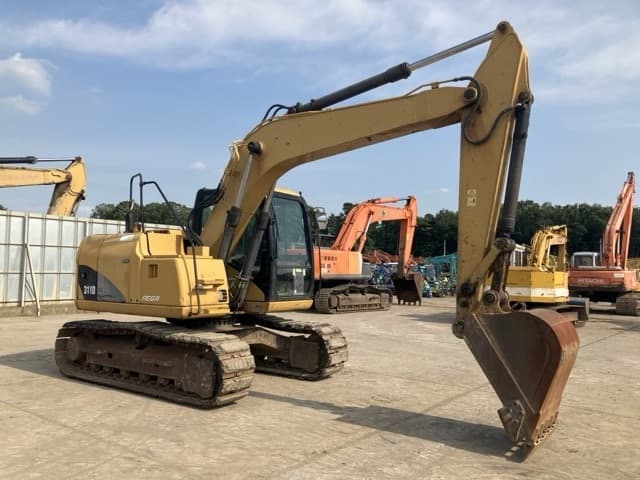 EXCAVATOR — Auction (lot 8456-403)