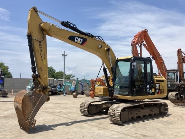 EXCAVATOR — Auction (lot 8456-404)