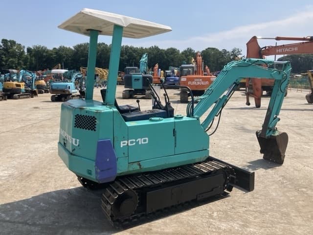 MINI EXCAVATOR — Auction (lot 8456-410)