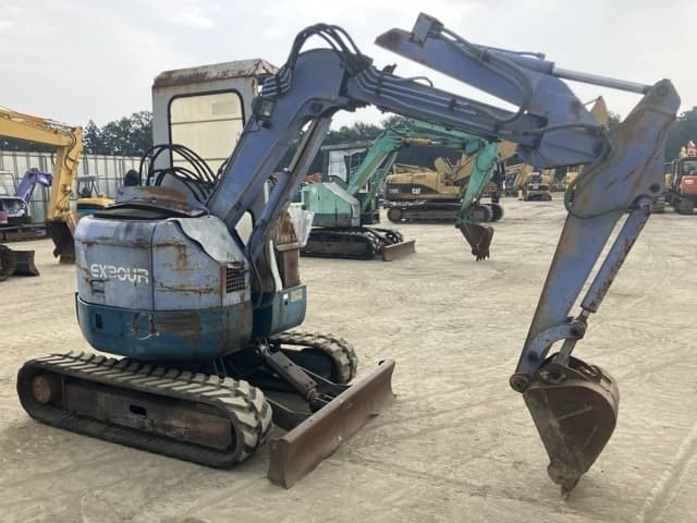 MINI EXCAVATOR — Auction (lot 8456-411)