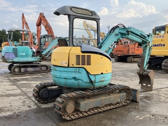MINI EXCAVATOR — Auction (lot 8456-413)