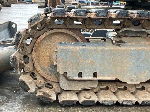 MINI EXCAVATOR — Auction (lot 8456-413)