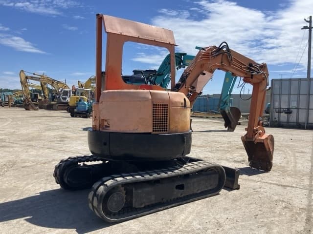 MINI EXCAVATOR — Auction (lot 8456-414)