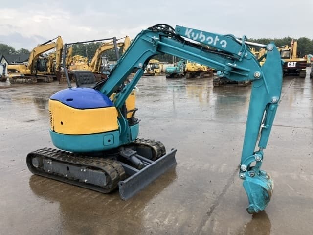 MINI EXCAVATOR — Auction (lot 8456-415)