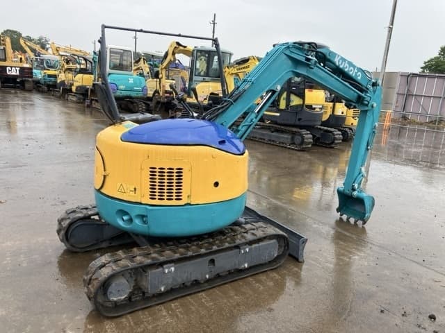 MINI EXCAVATOR — Auction (lot 8456-415)