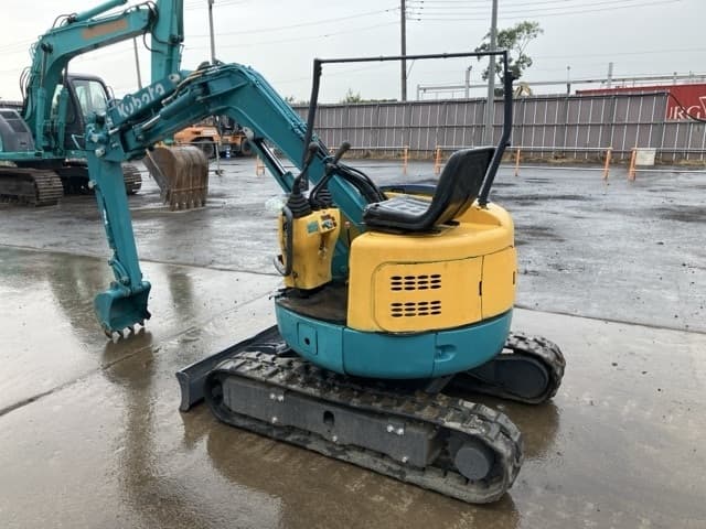 MINI EXCAVATOR — Auction (lot 8456-415)