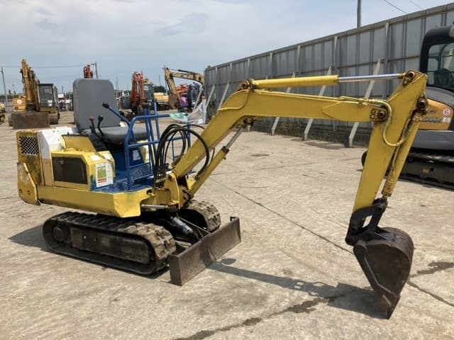 MINI EXCAVATOR — Auction (lot 8456-416)