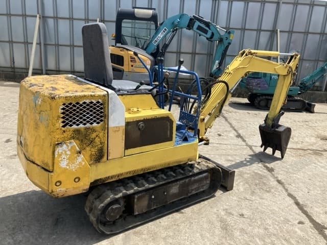 MINI EXCAVATOR — Auction (lot 8456-416)