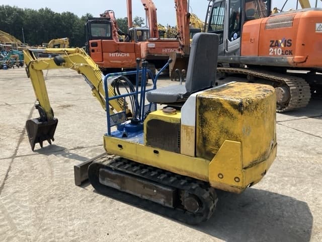 MINI EXCAVATOR — Auction (lot 8456-416)