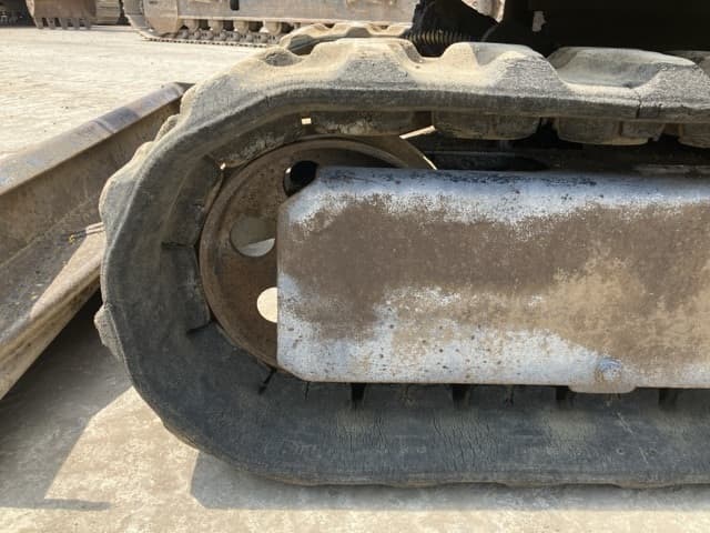 MINI EXCAVATOR — Auction (lot 8456-416)