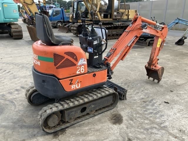 MINI EXCAVATOR — Auction (lot 8456-418)