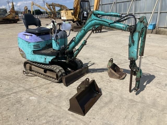 MINI EXCAVATOR — Auction (lot 8456-420)