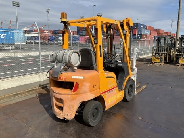 Forklift — Auction (lot 8456-42001)