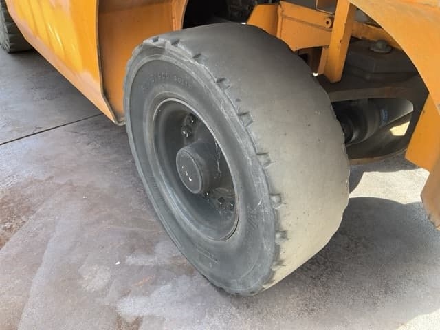 Forklift — Auction (lot 8456-42001)