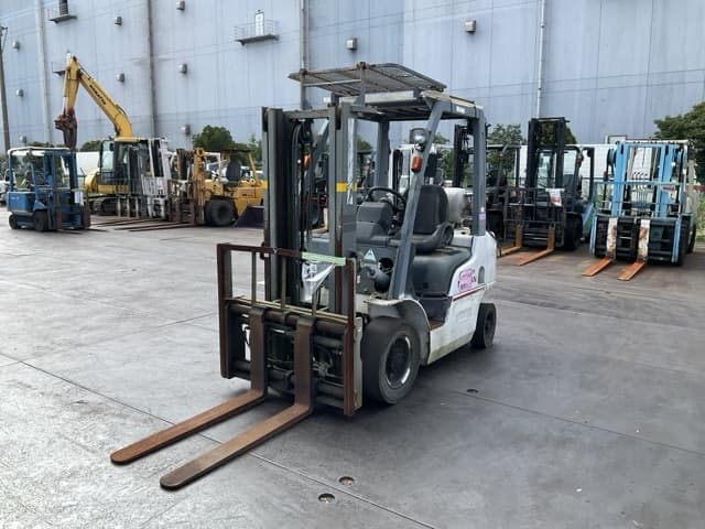 Forklift — Auction (lot 8456-42002)
