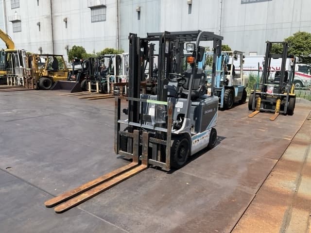 Battery Forklift — Auction (lot 8456-42003)