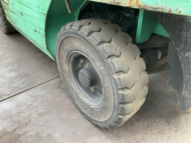 Forklift — Auction (lot 8456-42009)