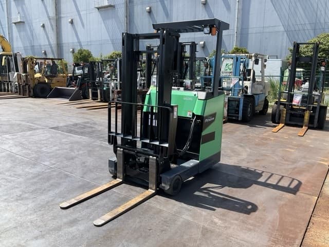 Reach Forklift — Auction (lot 8456-42014)